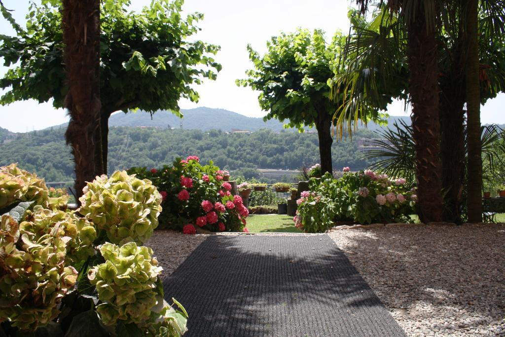 Antico Glicine B&B Maslianico Buitenkant foto