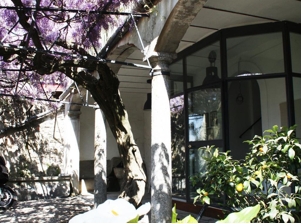 Antico Glicine B&B Maslianico Buitenkant foto
